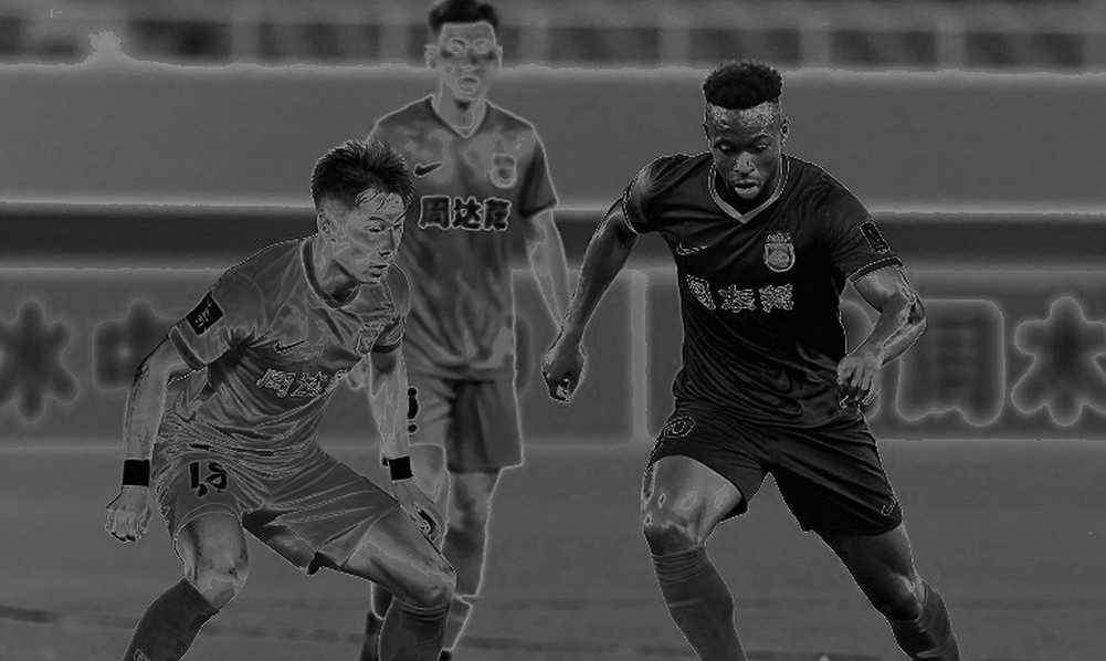 Quỷ Đỏ Xuống London Thiếu Sesko: Carrick Chờ 'Xương Sống' Shaw, Baleba, De Ligt Trở Lại