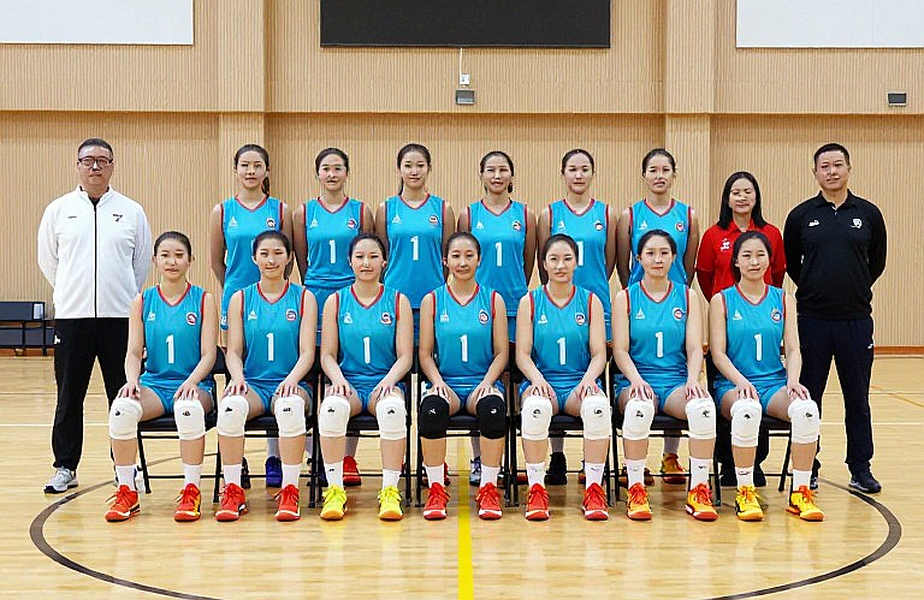Hà Nội Tasco Auto thắng 3-0: Mihajlovic, Thanh Thúy và khoảng cách tám điểm ở set cuối