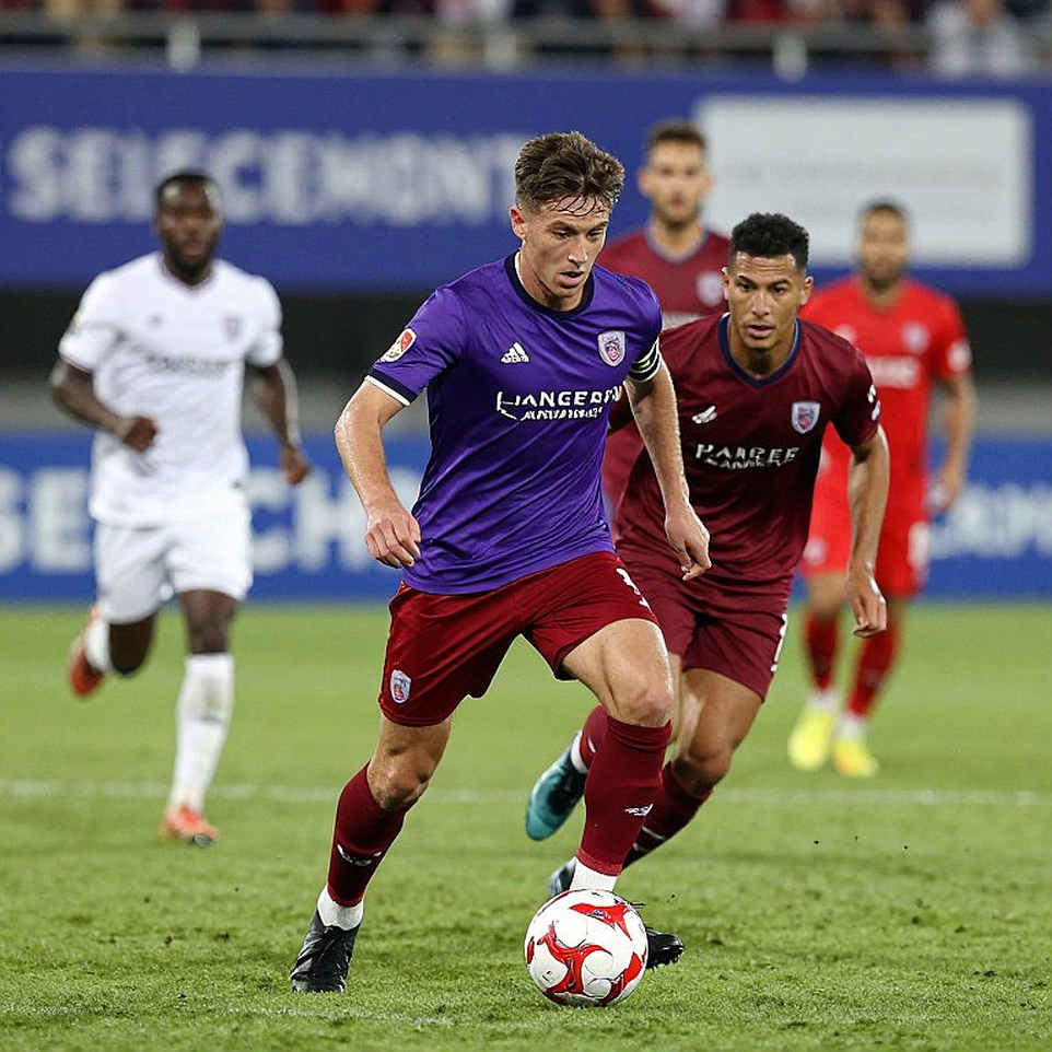 Arsenal–Nusa, Roma–Endrick, and the Two Signals Buried at the Bottom of the Sunday Roundup Arsenal–Nusa, Roma–Endrick, and the Two Signals Buried at the Bottom of the Sunday Roundup