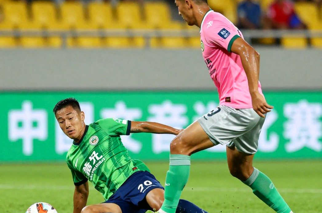 Araújo, a €55m Clause and a Name That Doesn't Fit: Re-Verifying a Transfer Report From the Source Araújo, a €55m Clause and a Name That Doesn't Fit: Re-Verifying a Transfer Report From the Source