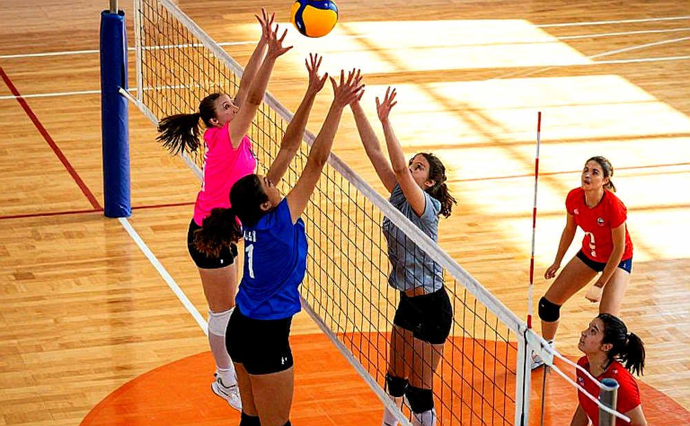 Pitt Panthers chiếm ngôi đầu Power 10: Khi hệ thống bóng chuyền nữ đại học lên tiếng