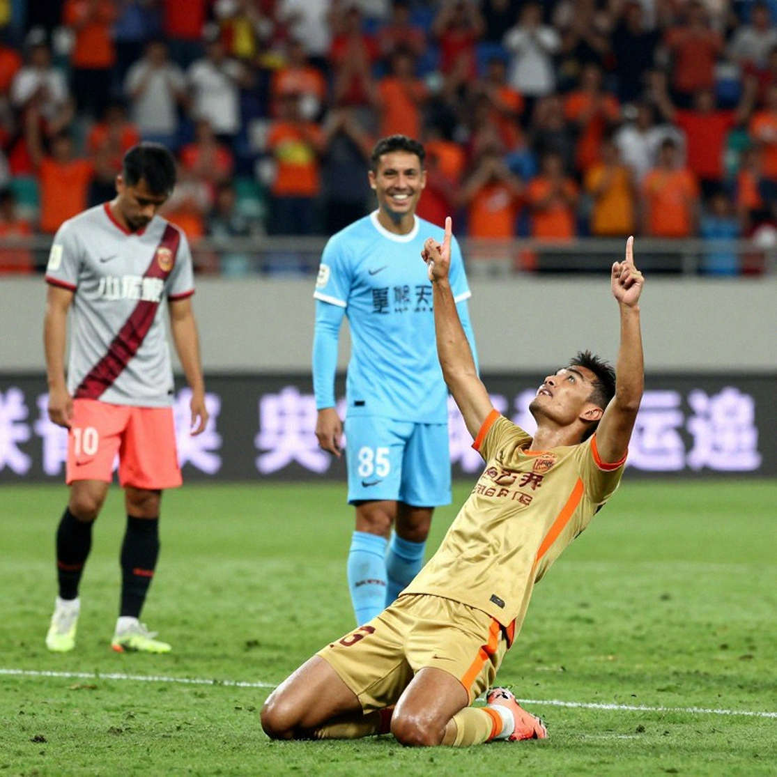 Signing Bonuses, Force Majeure Clauses and the Agent's Chess Game: Decoding the 2026 V-League Transfer Market Signing Bonuses, Force Majeure Clauses and the Agent's Chess Game: Decoding the 2026 V-League Transfer Market